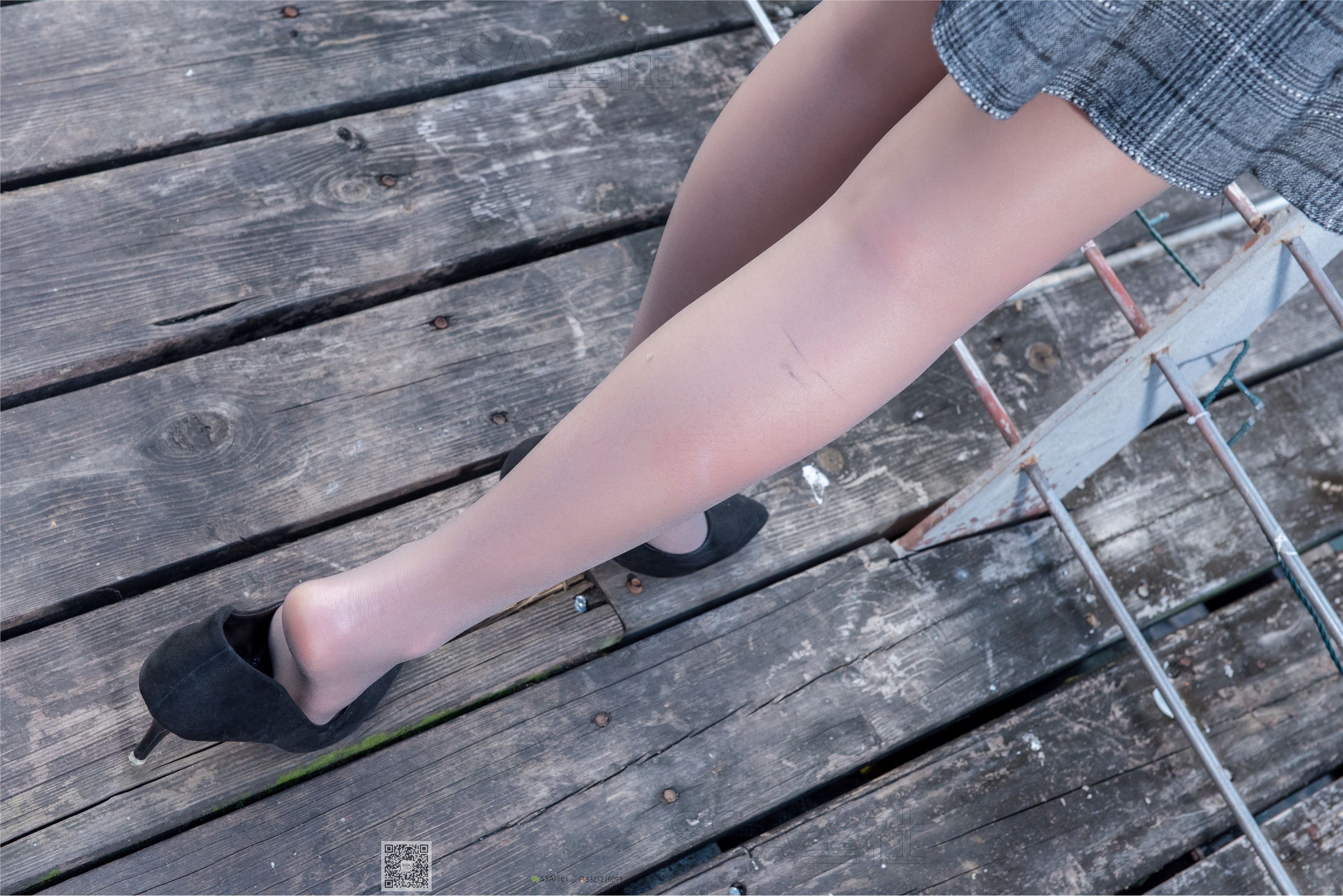 SSA丝社 超清写真 NO.062 西西 美丽冻人街拍